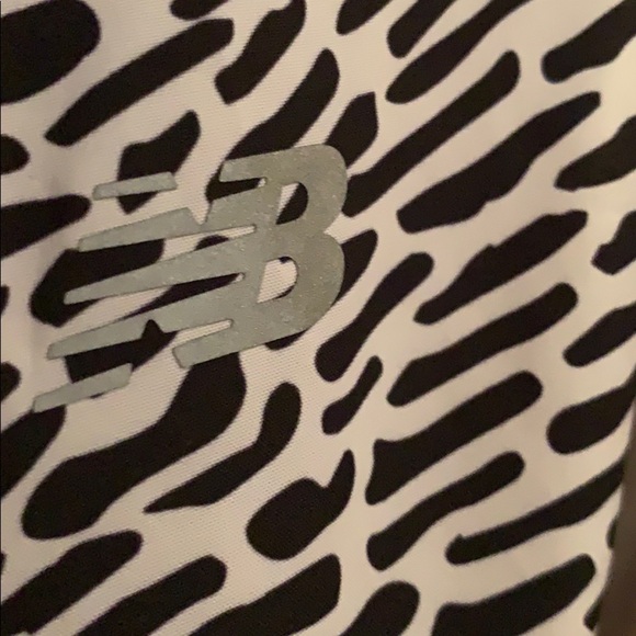 New Balance Windbreaker with Reflective “NB” - Picture 5 of 10